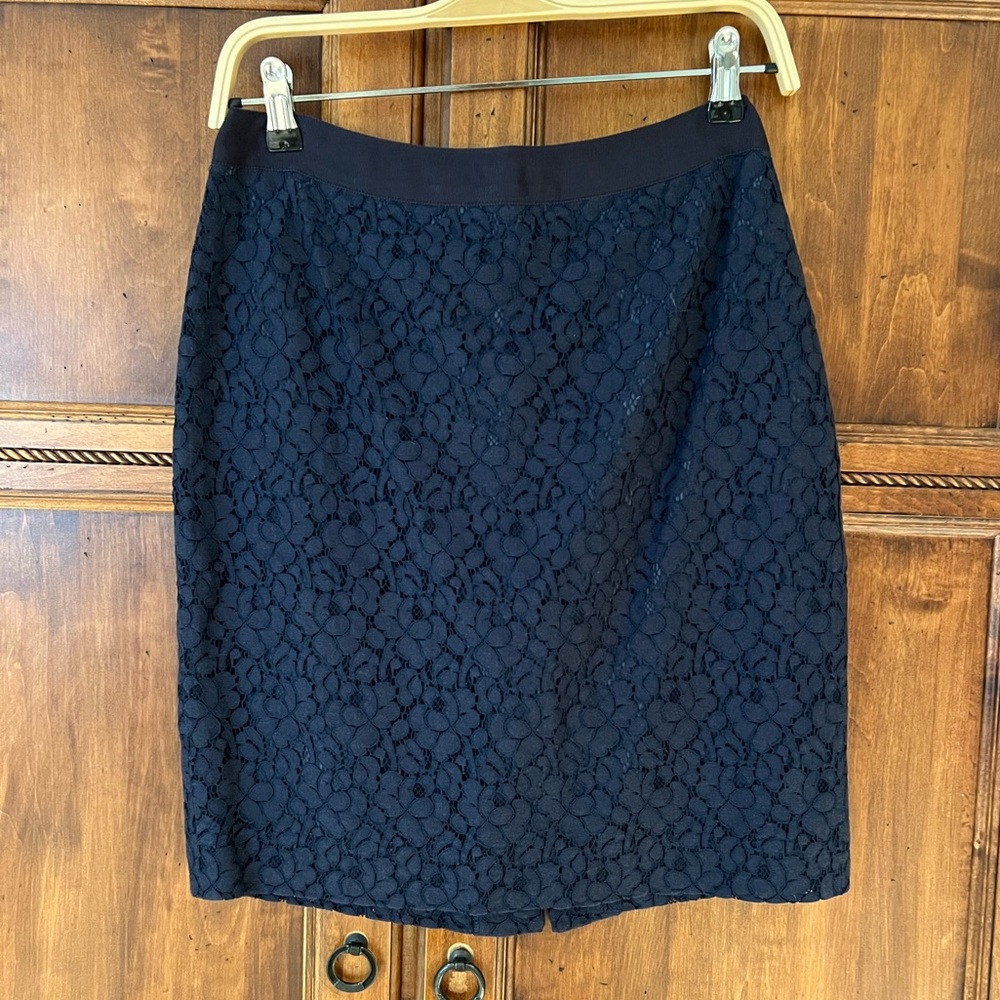 JCrew Navy Lace Pencil Skirt | Grosgrain Ribbon Waist | Size 0 |Great Condition